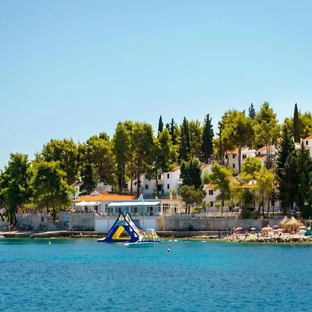 Lumbarda Resort Apartments * Lumbarda